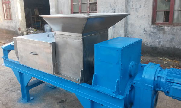 Screw press dewatering machine