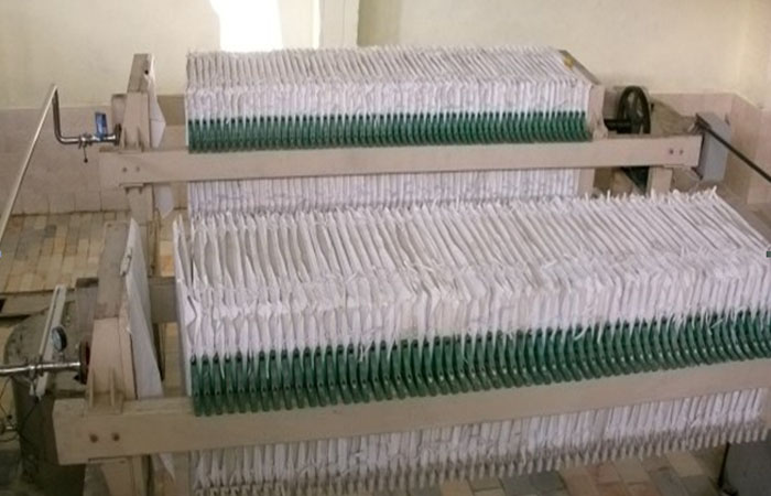 Deproteinization system